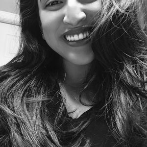 Meet your Posher, Alondra